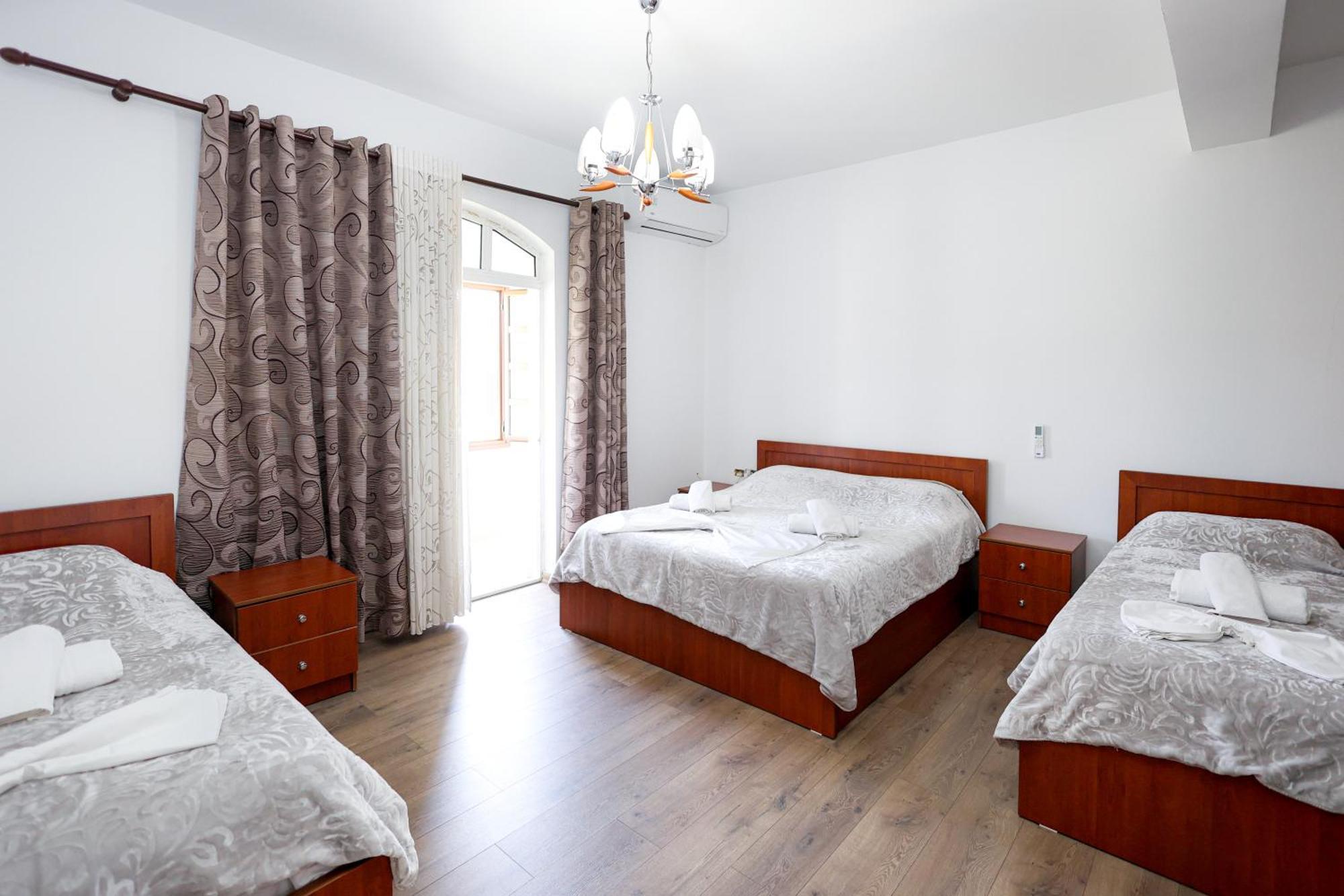 Hotel Ajka Berat