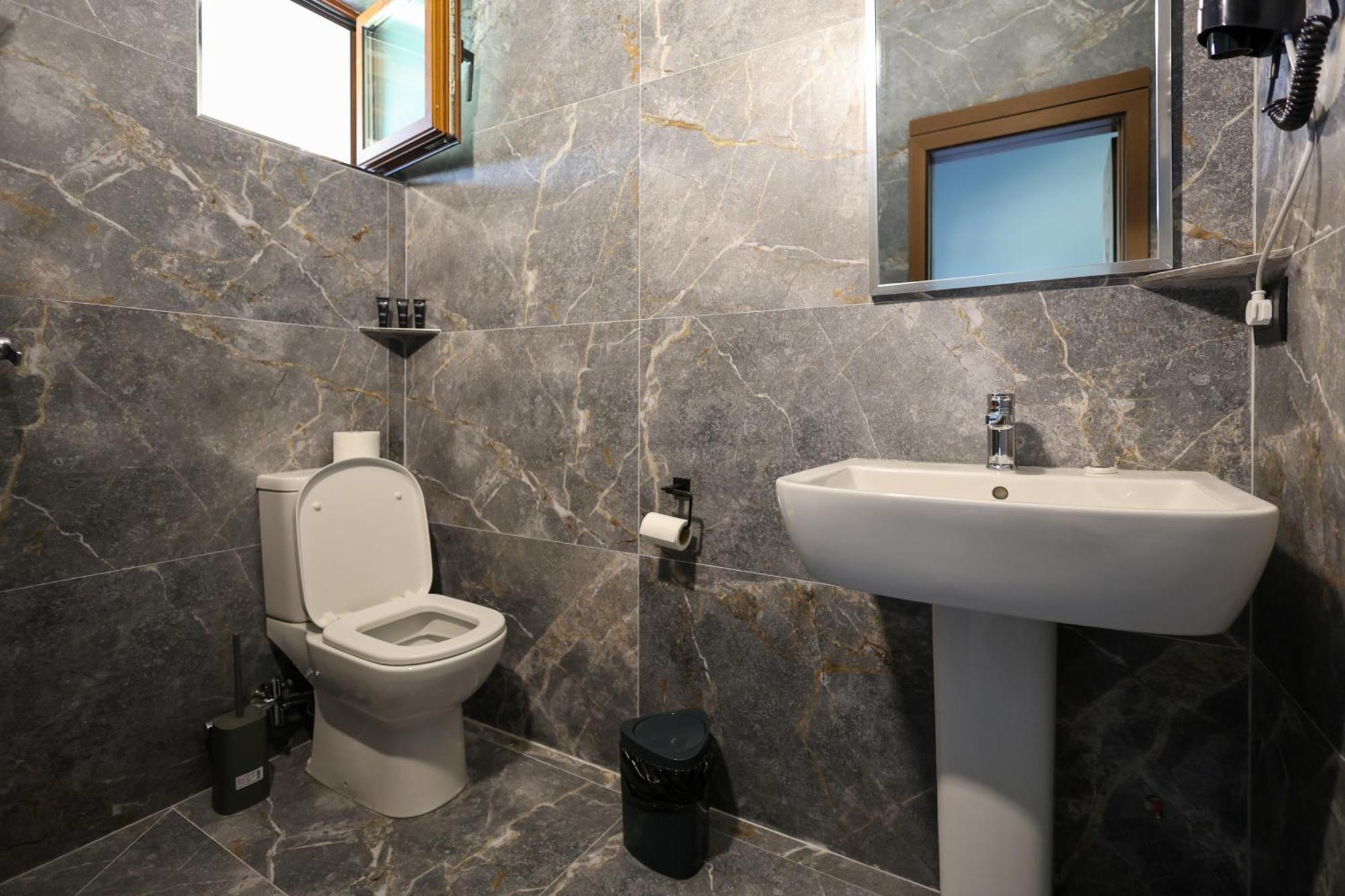 Hotel Ajka Berat