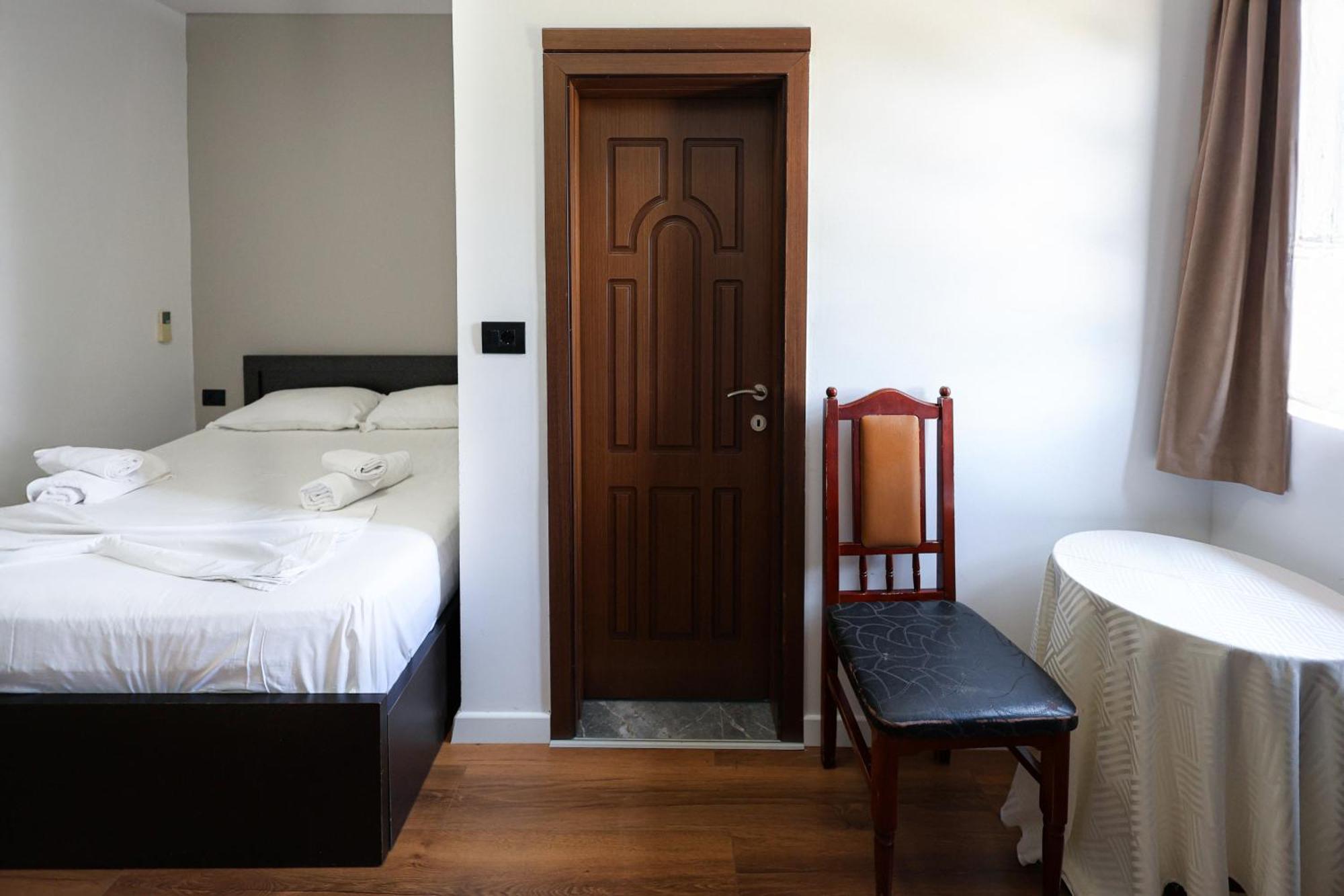 Hotel Ajka Berat